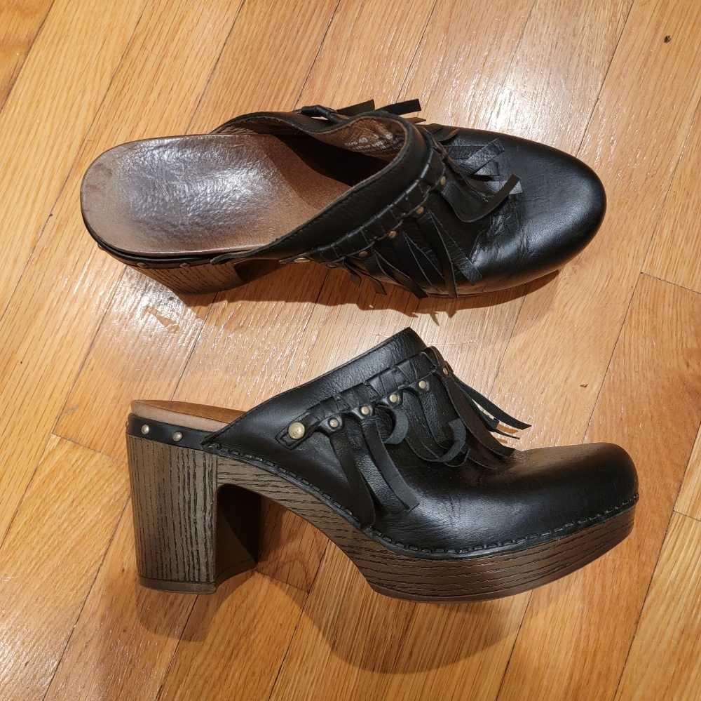 Dansko Black Leather Slip On Fringe Mules Size 40